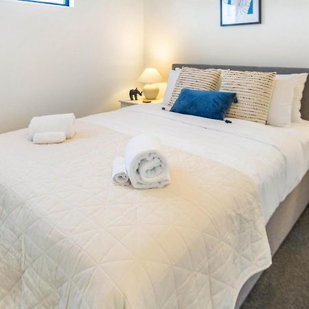 Cozy 3 Bedroom Near Hagley Park W/Garage Christchurch Extérieur photo
