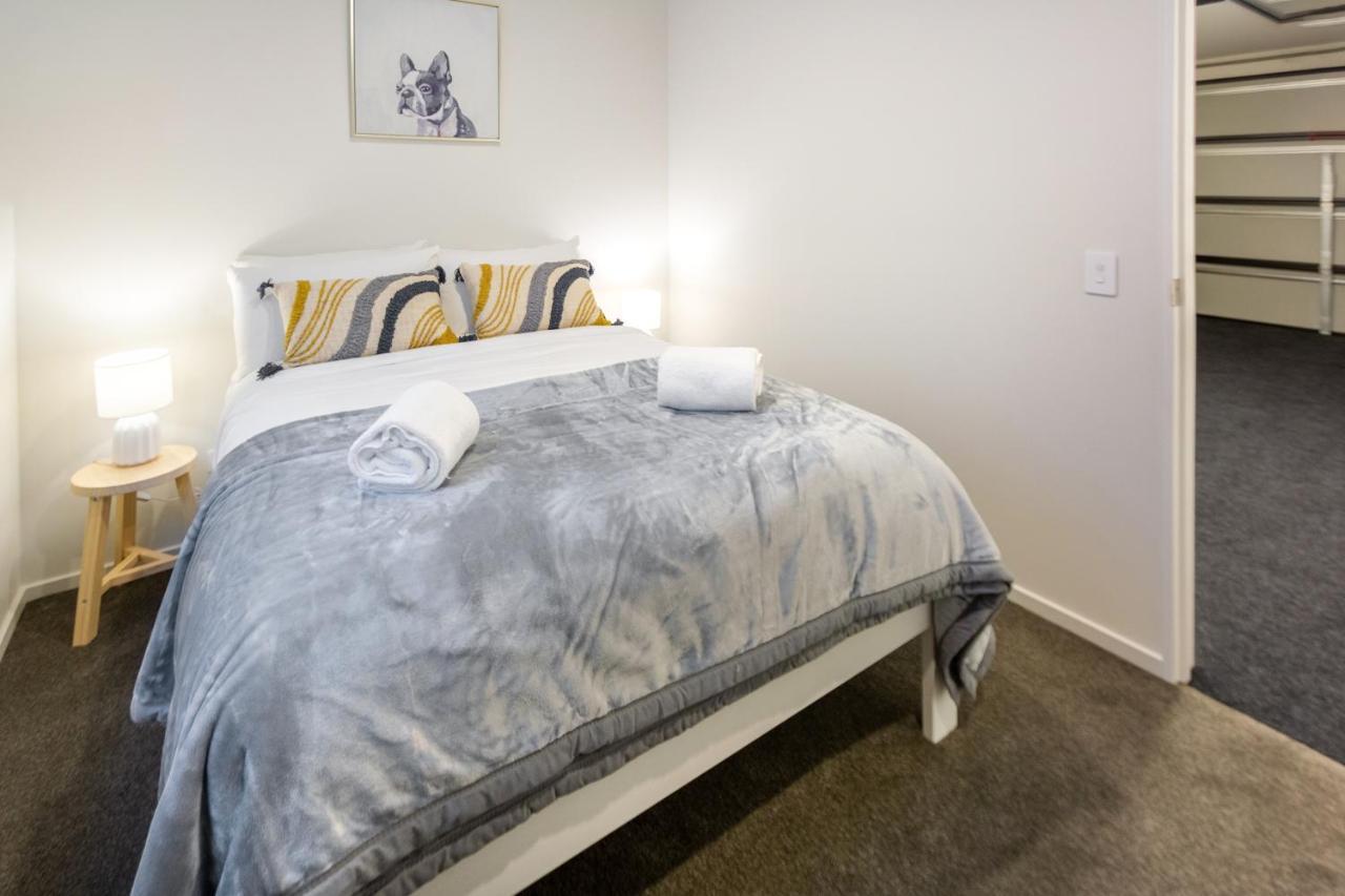 Cozy 3 Bedroom Near Hagley Park W/Garage Christchurch Extérieur photo
